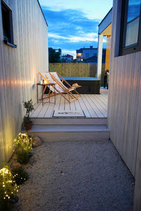 Boutique Style Eco-Beachhouse, Private Jacuzzi Privlaka  Zewnętrze zdjęcie
